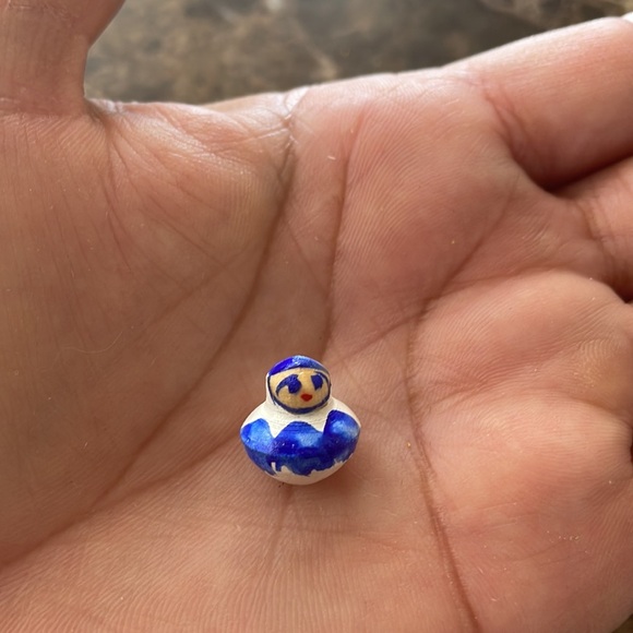 🪆 - Picture 4 of 6